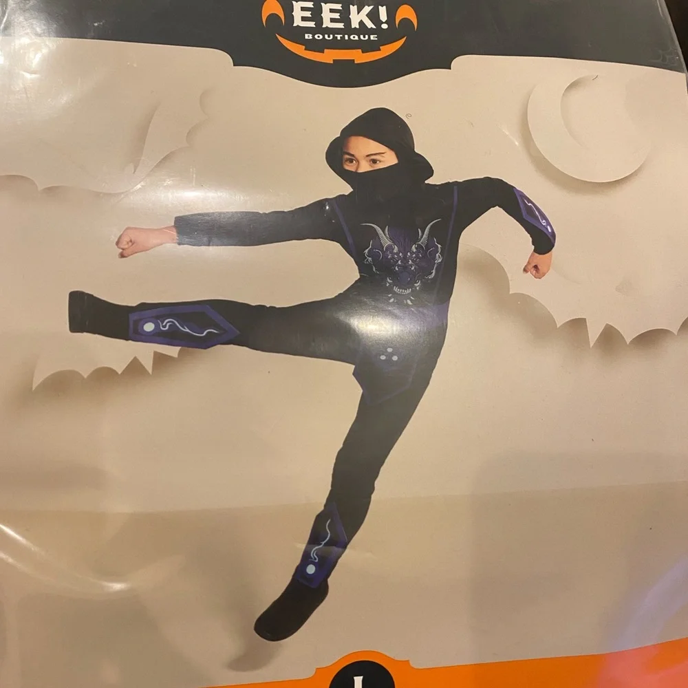 Ninja with mask New w/tag size Large costume